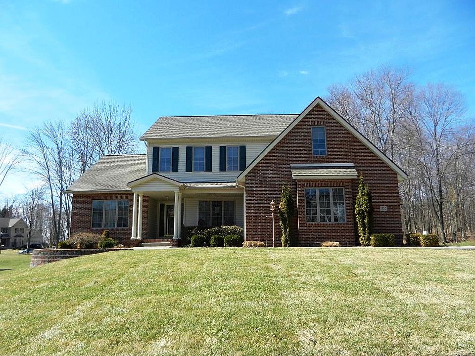 1st image of 1320 Burr Oak Ct