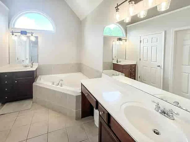 4918 Shallow Creek Trl NE — Photo 22