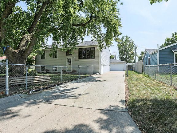 3rd image of 3103 Renner Dr