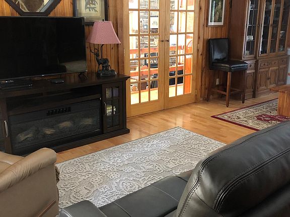 5th image of 226 Blaine Lakeshore Dr