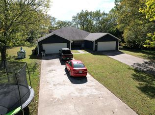 63211 E 291st Rd, Grove, OK 74344