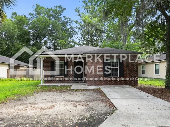 2167 Thomas Ct, Jacksonville, FL 32207