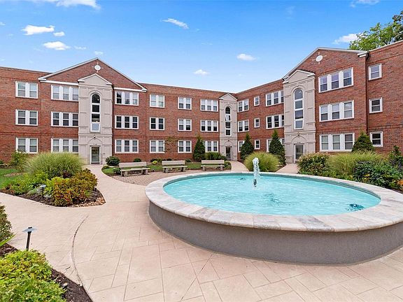 4th image of 7745 Kingsbury Blvd Unit 21