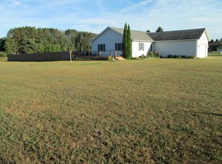 3025 Jackie Ln, Brutus, MI 49716