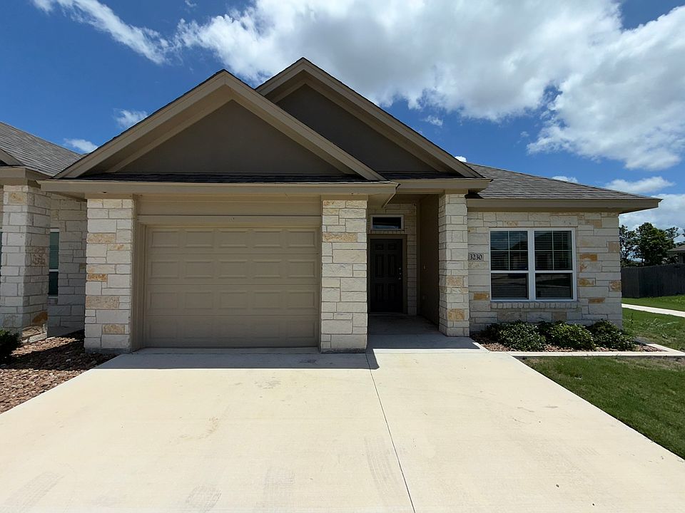 1st image of 3230 Fenway Cir