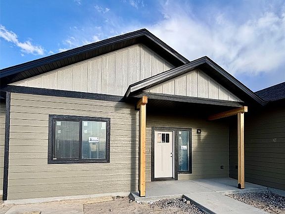 5th image of 240 Fox Ridge Dr