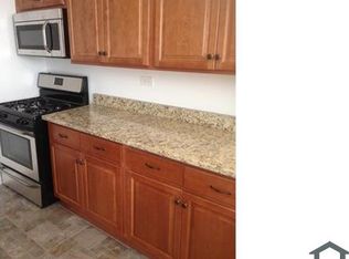 6054 N Rockwell St #3, Chicago, IL 60659