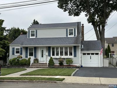 561 Willow Ave, Saddle Brook, NJ, 07663