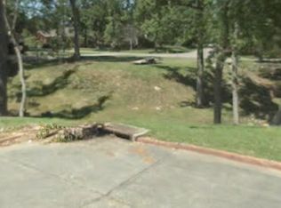 610 Red Brick Cir, Lafayette, LA 70503