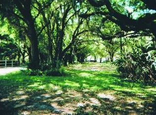 3507 Tindle Rd, Plant City, FL 33565