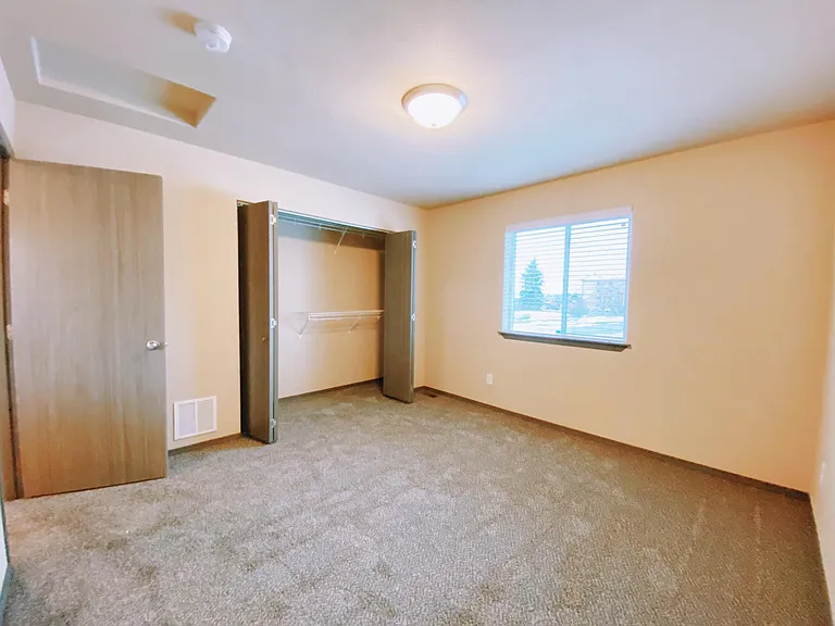 1202 N Bell St — Photo 13