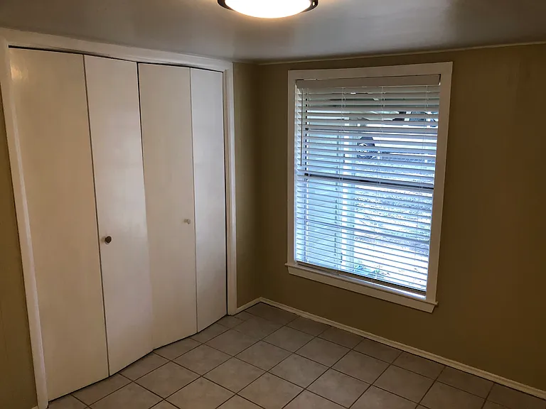 612 S Plant Ave — Photo 18