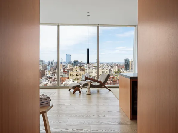 215 Chrystie Street image 13 of 23