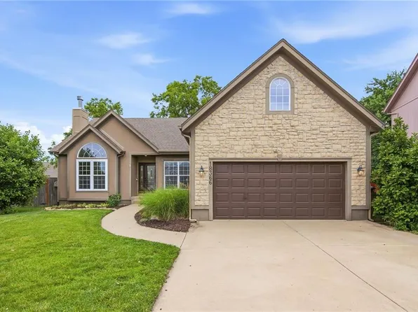 18366 157th Ter, Olathe, KS 66062