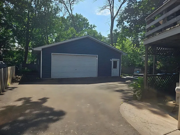 5786 Lake Ave — Photo 21