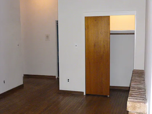 Rented by JK Dansar Corp | media 16