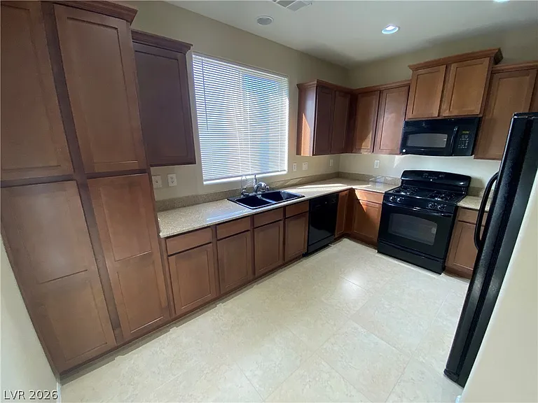 7551 Edgartown Harbor St — Photo 4