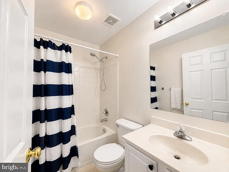 14047 Sable Ct — Photo 20