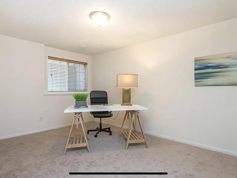 10009 Gentian Dr — Photo 20
