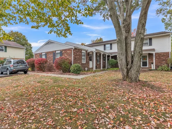 1370 Athena Dr, Kent, OH 44240