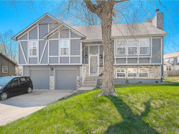6605 E 123rd Ter, Grandview, MO 64030