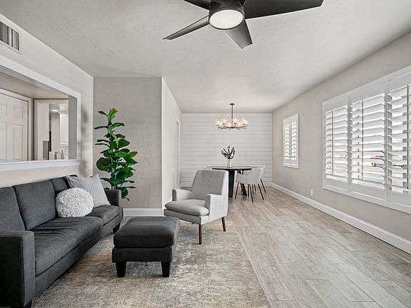 3rd image of 6810 E CORONADO Road