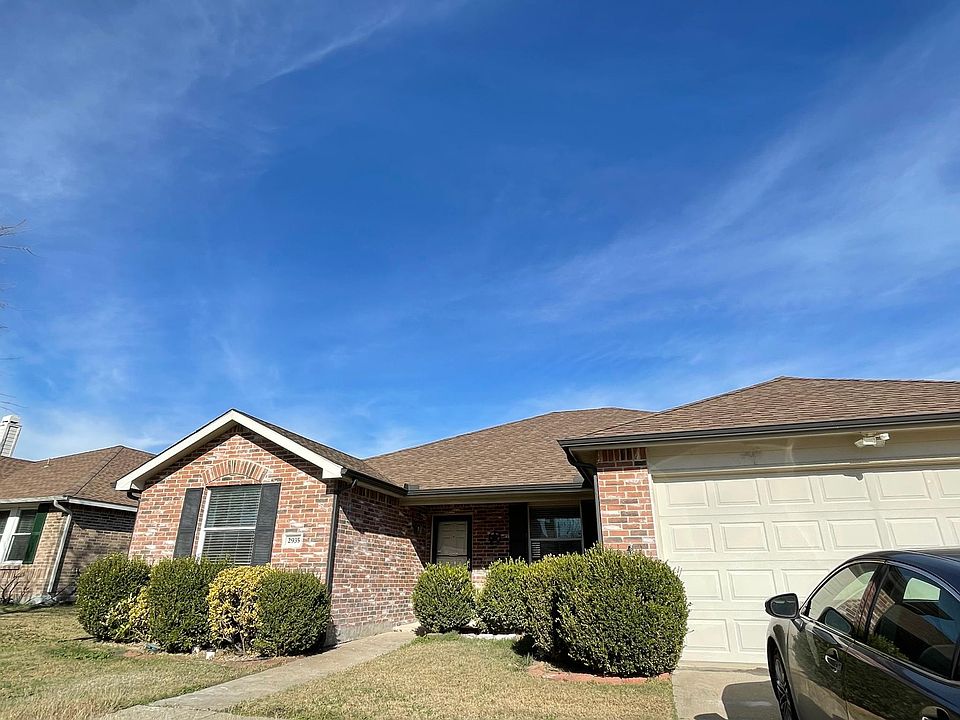1st image of 2935 Reata Dr