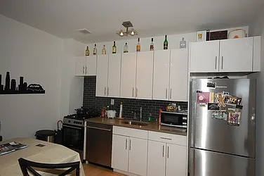 Rented by Green Line Realty