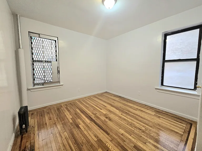 1115 Jerome Ave #4K — Photo 4