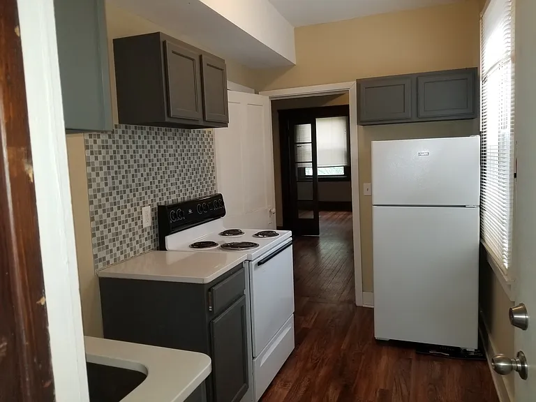 2173 Professor Ave #2 — Photo 5