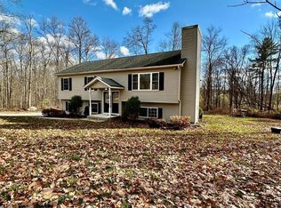 5 Austin Tyler Ct, Newburgh, NY 12550