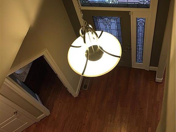 2nd image of 248 Windward Dr