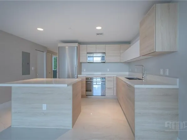 16385 Biscayne Boulevard #405, Aventura, FL 33160