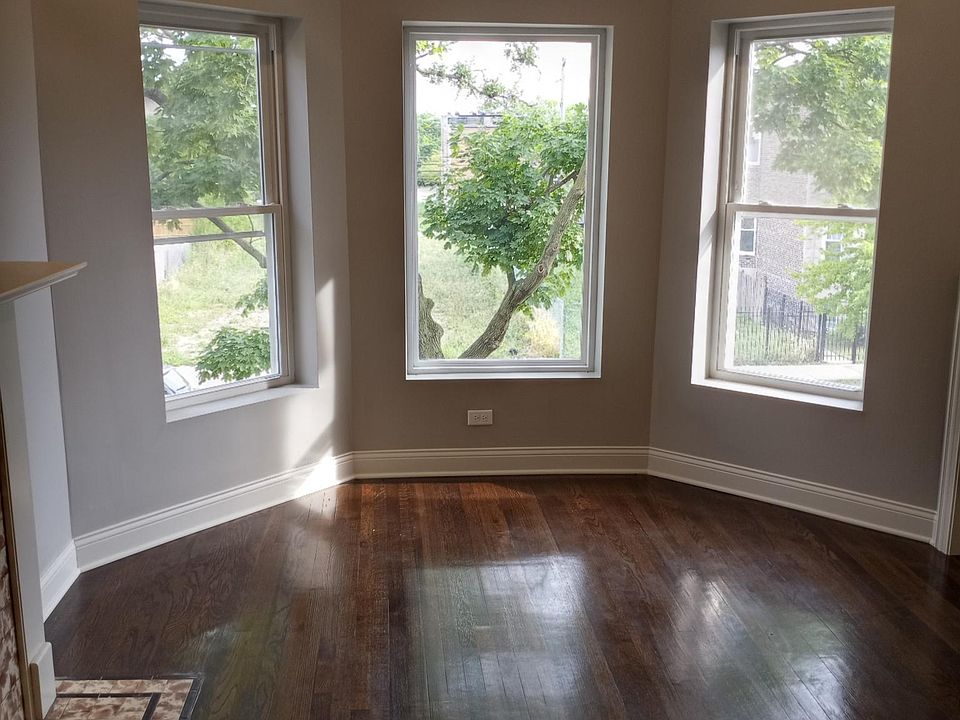 1st image of 4348 W Van Buren St Unit 2