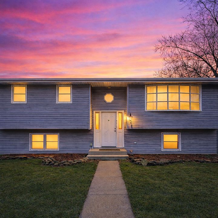 1st image of 3707 Pandola Ave