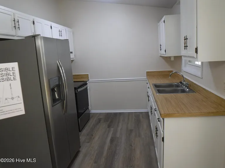 624 Shadowridge Rd — Photo 6