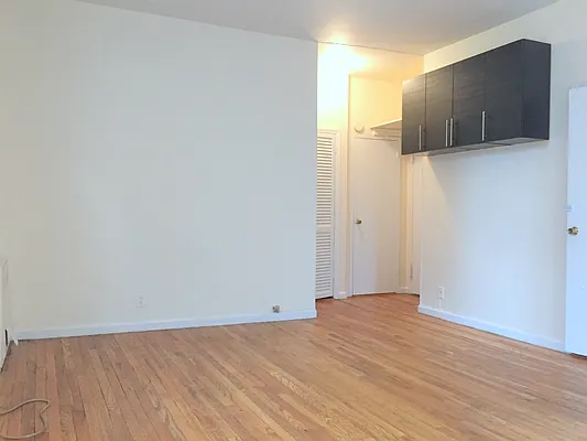 Rented by Salizzoni Realty | media 25