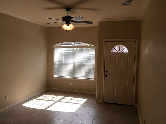 4th image of 1610 Stanley Dr #101