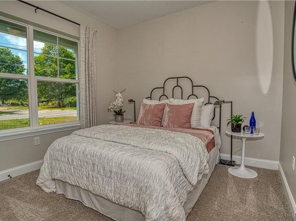 937 Park Dr, Rome Inside, NY 13441