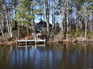 269 Johnson Point Rd, Hallieford, VA 23068