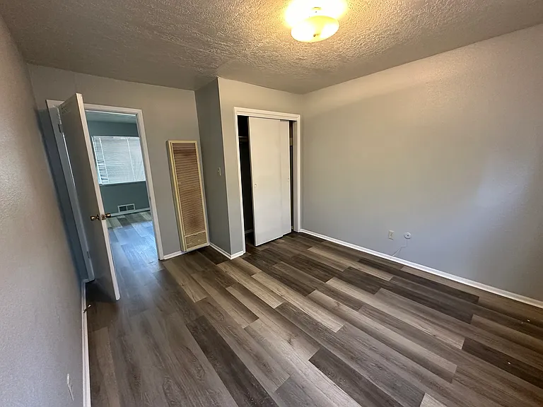1000 Walnut Dr #21 — Photo 6