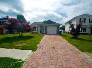 5 Bushwick Dr, Newark, DE 19702