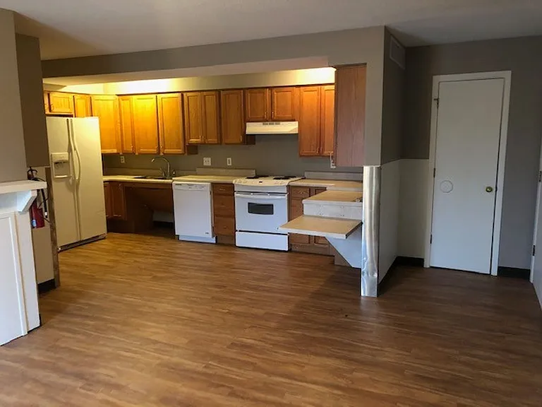 281 Apple Tree Ct — Photo 2