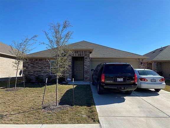 3rd image of 5721 Roderick Dr