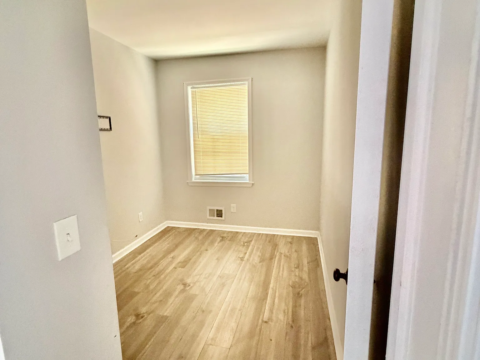 2 bed, 1000 sqft, $2,250 — Photo 4