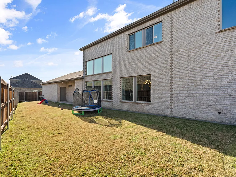 4315 Smokey Quartz Ln — Photo 18