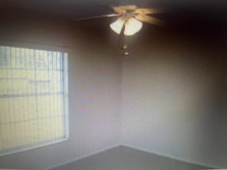 27167 Wakefield Dr — Photo 5