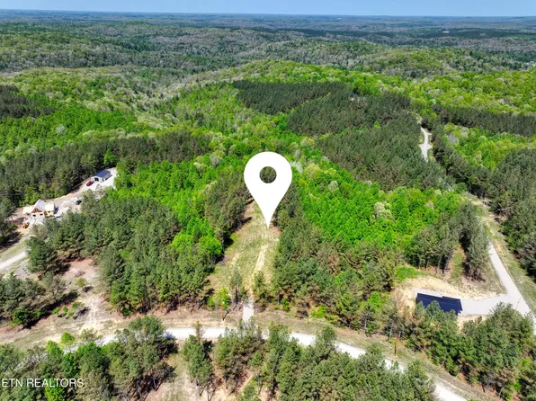 372 Stonecipher Ct, Sunbright, TN 37872