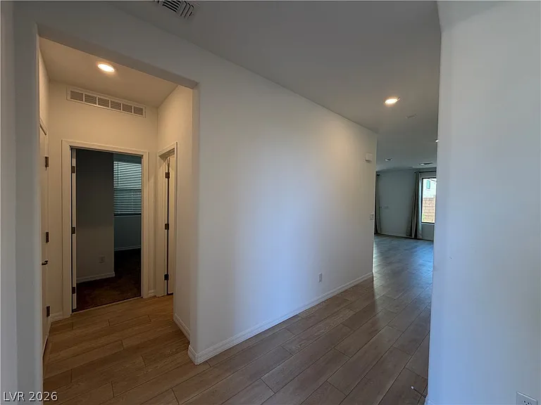 5925 Obsidian Sky Ave — Photo 2