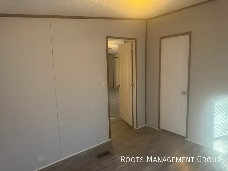 608 Stoney Creek Dr #64 — Photo 13